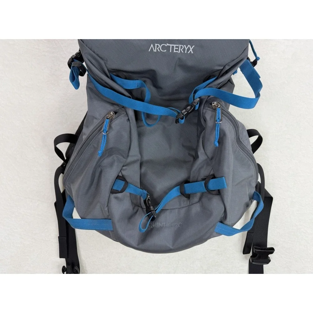 Arc'teryx Backpack Quintic 20L Hiking Outdoors Ski Pockets Straps Gray